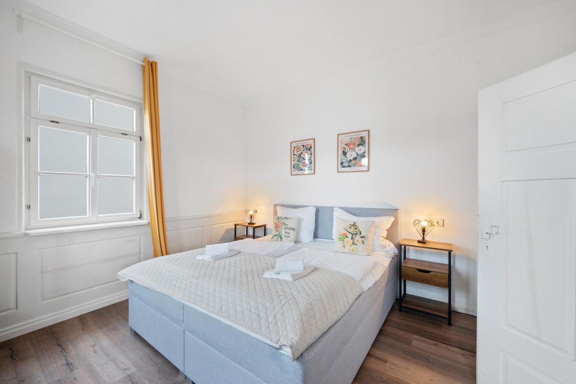 Backhome - Business&Family - Fantastische Schlosslage, Smarttv, Waschtrockner, Netflix, 50Qm, 24H Checkin - Apartment 3 Ludwigsburg Esterno foto