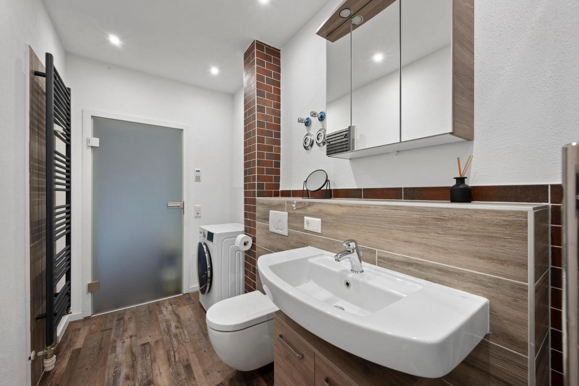 Backhome - Business&Family - Fantastische Schlosslage, Smarttv, Waschtrockner, Netflix, 50Qm, 24H Checkin - Apartment 3 Ludwigsburg Esterno foto