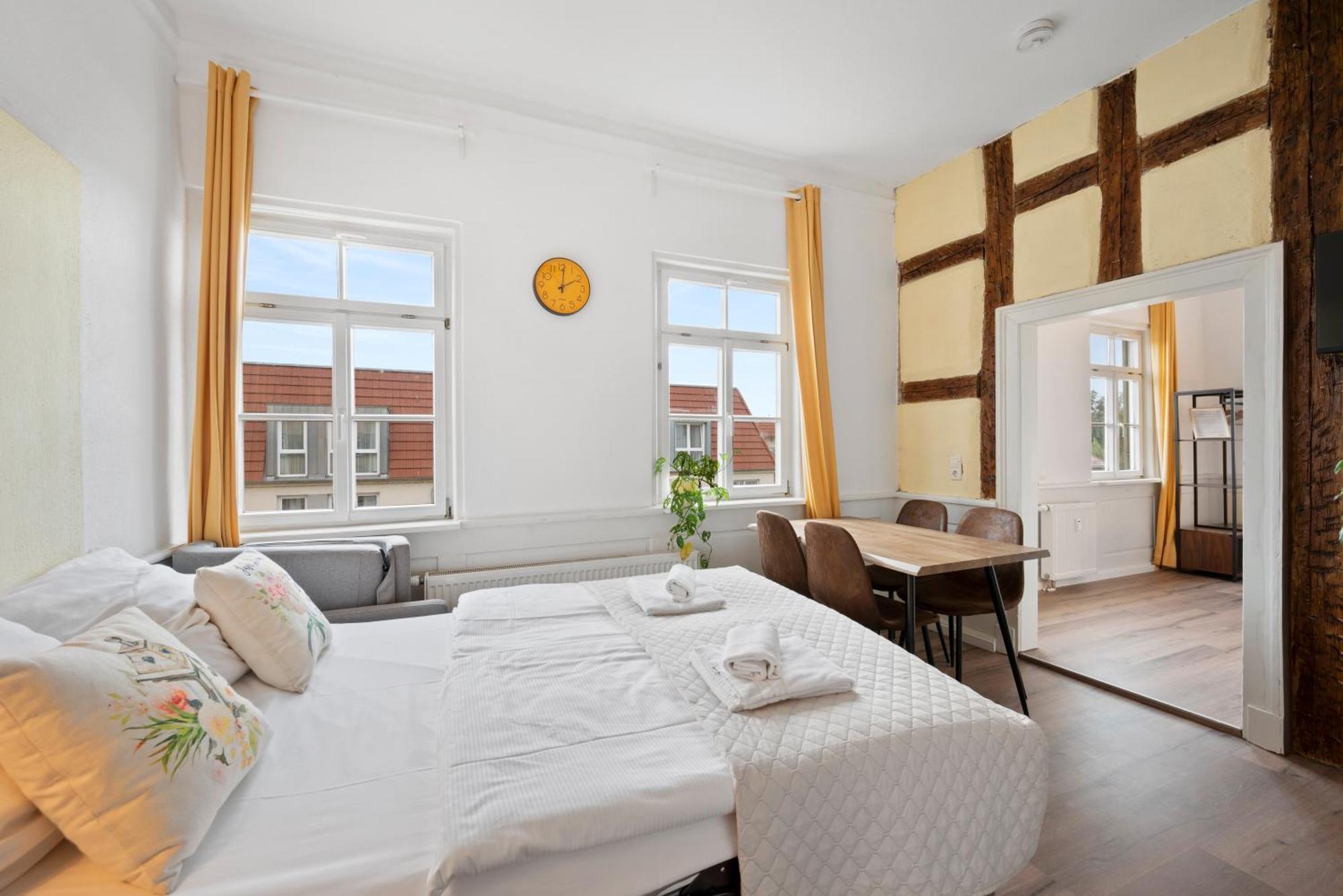 Backhome - Business&Family - Fantastische Schlosslage, Smarttv, Waschtrockner, Netflix, 50Qm, 24H Checkin - Apartment 3 Ludwigsburg Esterno foto